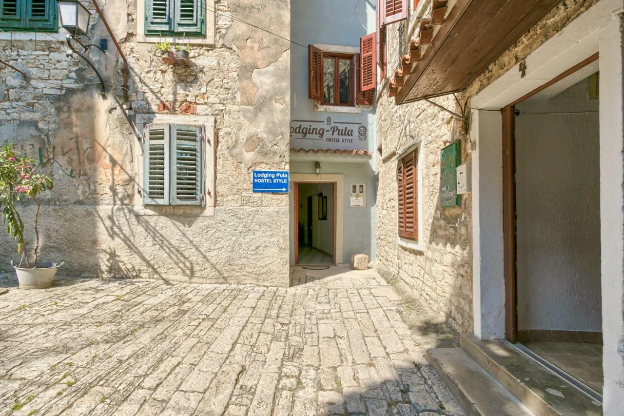 Old Town Apartments In City Center Pula Exterior foto